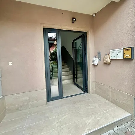 Emma Novi Pazar